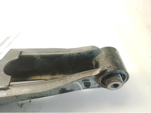 BRAZO SUSPENSION TRA DER INF CENTRAL MG MG HS|Desguaces La Cabaña
