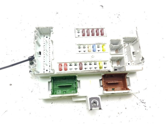 68273256AD, CAJA FUSIBLES INTERIOR (BSI) JEEP CHEROKEE (KL)|Desguaces La Cabaña