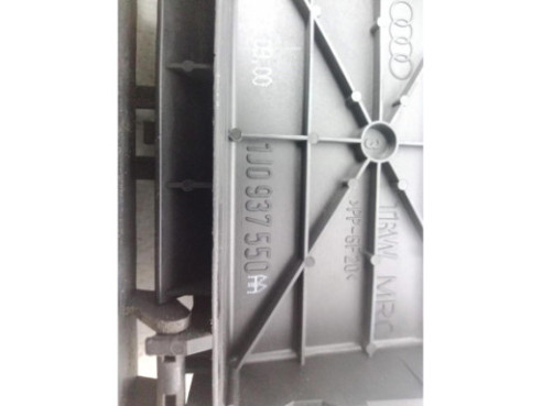 1J0937550AA CAJA FUSIBLES EXTERIOR (BSM) SEAT LEON (1M1)|Desguaces La Cabaña