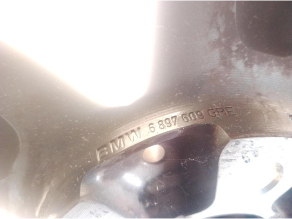 6897609 LLANTA ALUMINIO 1 BMW 1 (F40)|Desguaces La Cabaña