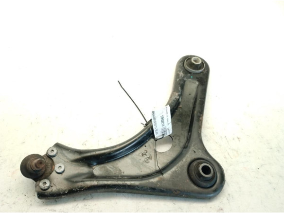 1673629880  BRAZO SUSPENSION DEL DER INF CITROEN C4 CACTUS|Desguaces La Cabaña