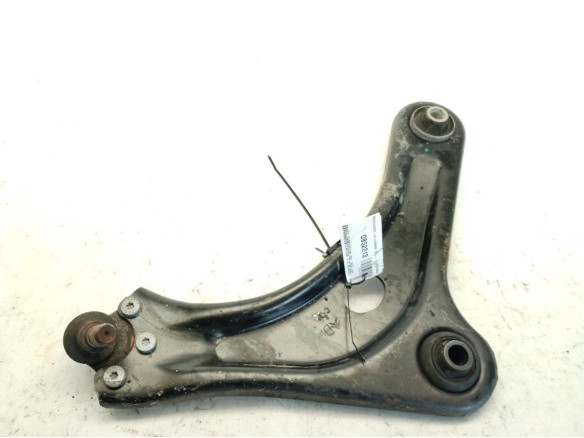 1673629880  BRAZO SUSPENSION DEL DER INF CITROEN C4 CACTUS|Desguaces La Cabaña