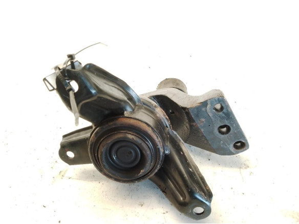 218102S200  SOPORTE MOTOR DER HYUNDAI ix35 (LM, EL, ELH)|Desguaces La Cabaña