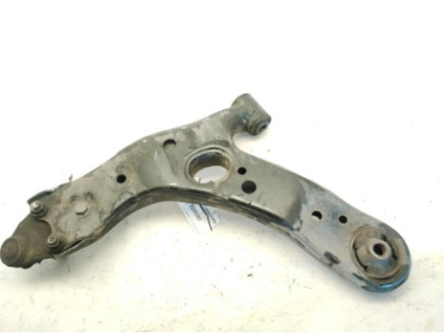 4806805080  BRAZO SUSPENSION DEL DER INF TOYOTA AVENSIS Sedán (_T27_)|Desguaces La Cabaña