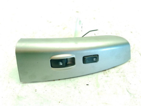 935751F000 MANDO ELEVALUNAS PUERTA LAT DEL DER KIA SPORTAGE (JE_, KM_)|Desguaces La Cabaña