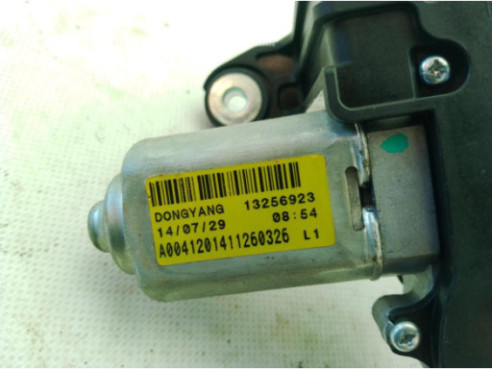13256923 MOTOR LIMPIAPARABRISAS TRA OPEL ZAFIRA TOURER C (P12)|Desguaces La Cabaña