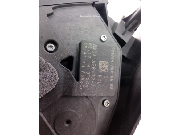 BM5AA26412AF CERRADURA PUERTA LAT TRA DER FORD FOCUS III|Desguaces La Cabaña