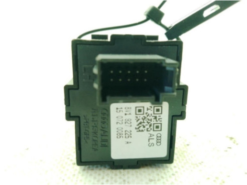 8V1927225A INTERRUPTOR FRENO MANO ELECTRICO AUDI A3 Sportback (8VA, 8VF)|Desguaces La Cabaña