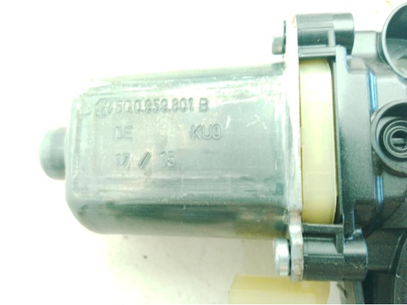 5Q0959801B ELEVALUNAS PUERTA LAT DEL DER AUDI A3 Sportback (8VA, 8VF)|Desguaces La Cabaña