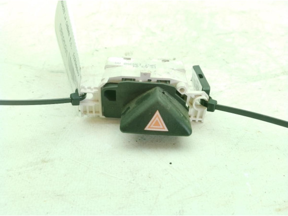 2M5T13A350AA INTERRUPTOR WARNING FORD FOCUS (DAW, DBW)|Desguaces La Cabaña