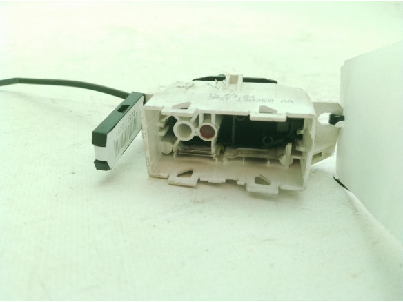 2M5T13A350AA INTERRUPTOR WARNING FORD FOCUS (DAW, DBW)|Desguaces La Cabaña