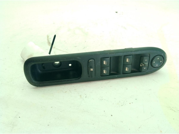 96468704XT MANDO ELEVALUNAS PUERTA LAT DEL IZQ PEUGEOT 407 SW (6E_)|Desguaces La Cabaña