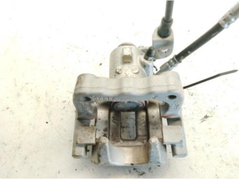 2Q0615423C  PINZA TRA IZQ SKODA SCALA|Desguaces La Cabaña