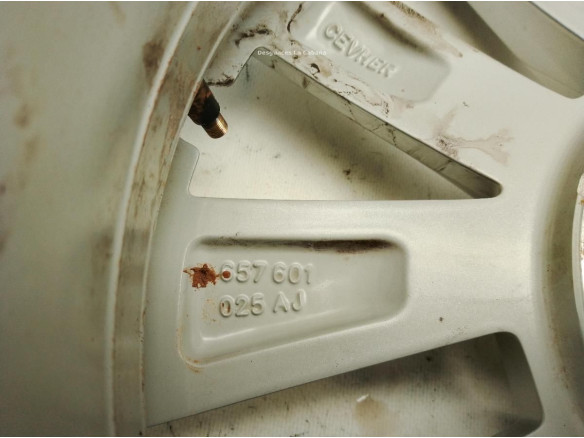 657601025AJ LLANTA ALUMINIO 2 SKODA SCALA|Desguaces La Cabaña