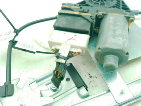 ELEVALUNAS PUERTA LAT TRA DER SKODA OCTAVIA I Combi (1U5)|Desguaces La Cabaña