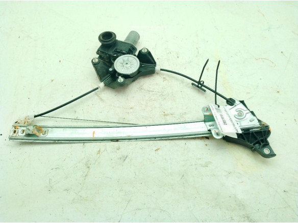 857100D540 ELEVALUNAS PUERTA LAT DEL DER TOYOTA YARIS CROSS (MXP_)|Desguaces La Cabaña