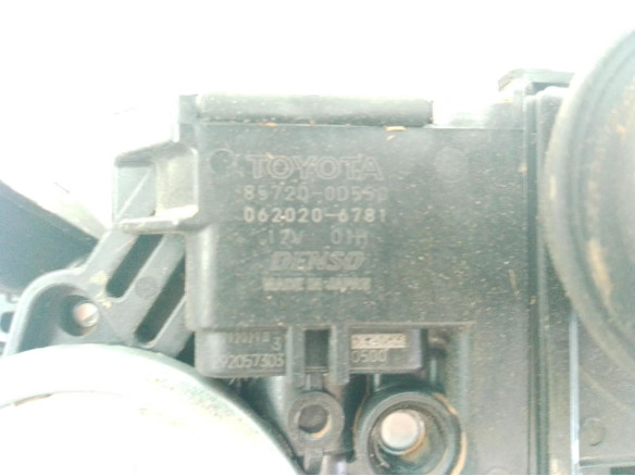 857200D550 ELEVALUNAS PUERTA LAT DEL IZQ TOYOTA YARIS CROSS (MXP_)|Desguaces La Cabaña