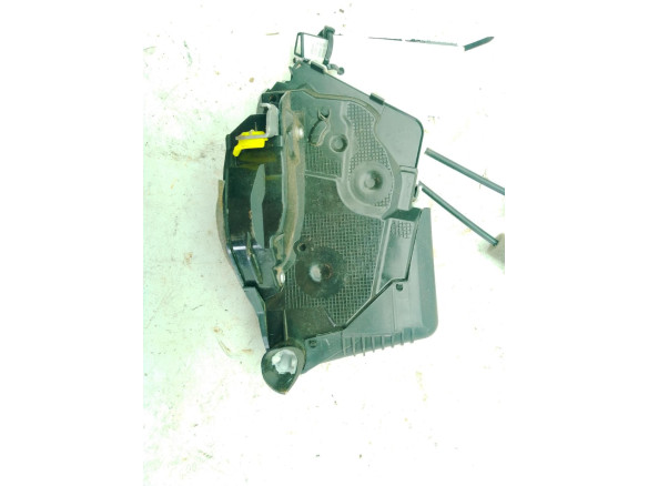 69040K0041  CERRADURA PUERTA LAT DEL IZQ TOYOTA YARIS CROSS (MXP_)|Desguaces La Cabaña