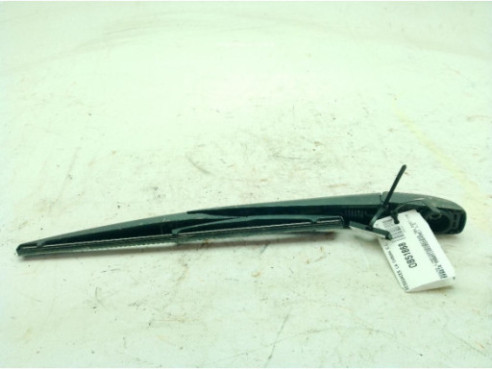 852410D170  BRAZO LIMPIAPARABRISAS TRA PORTÓN TOYOTA YARIS CROSS (MXP_)|Desguaces La Cabaña