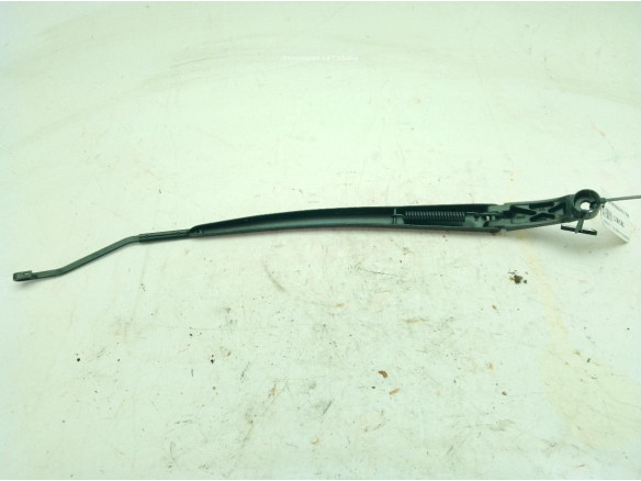 852110D290  BRAZO LIMPIAPARABRISAS DEL DER TOYOTA YARIS CROSS (MXP_)|Desguaces La Cabaña