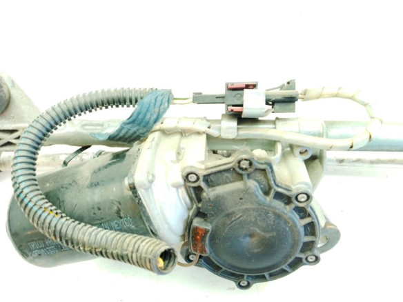 23001495 MOTOR LIMPIAPARABRISAS DEL OPEL VECTRA C (Z02)|Desguaces La Cabaña