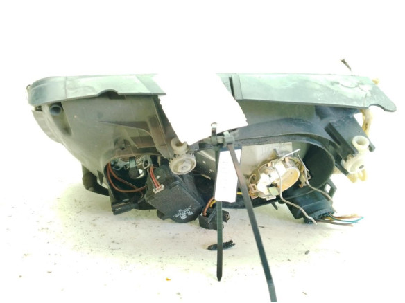 FARO DERECHO VW POLO (6N2)|Desguaces La Cabaña