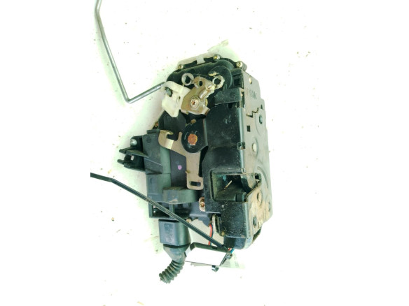 CERRADURA PUERTA LAT DEL DER VW PASSAT Variant (3B6)|Desguaces La Cabaña