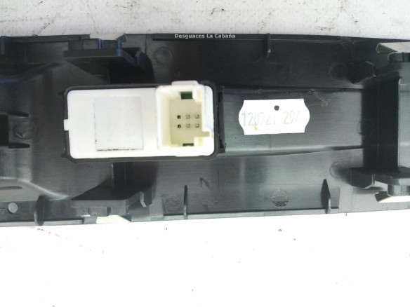 98044803ZD  MANDO ELEVALUNAS PUERTA LAT DEL DER PEUGEOT 3008 SUV (M_) |Desguaces La Cabaña