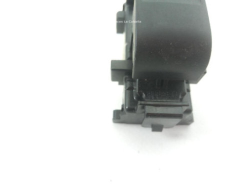 MANDO ELEVALUNAS PUERTA LAT DEL DER TOYOTA YARIS (_P13_) |Desguaces La Cabaña