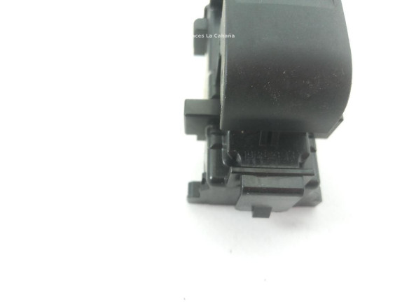 MANDO ELEVALUNAS PUERTA LAT DEL DER TOYOTA YARIS (_P13_) |Desguaces La Cabaña