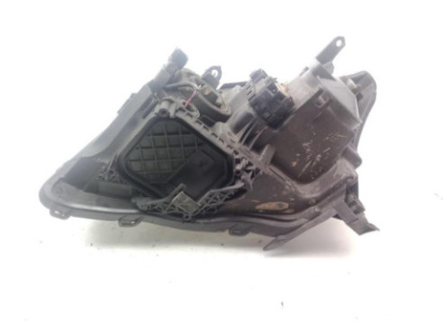 FARO DERECHO TOYOTA AVENSIS (_T25_)|Desguaces La Cabaña