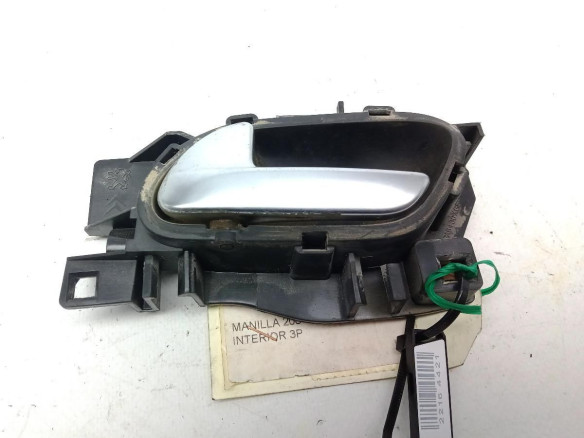 MANILLA PUERTA LAT DEL IZQ INT PEUGEOT 208|Desguaces La Cabaña
