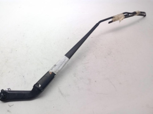 BRAZO LIMPIAPARABRISAS DEL IZQ PEUGEOT 206+ (T3E)|Desguaces La Cabaña