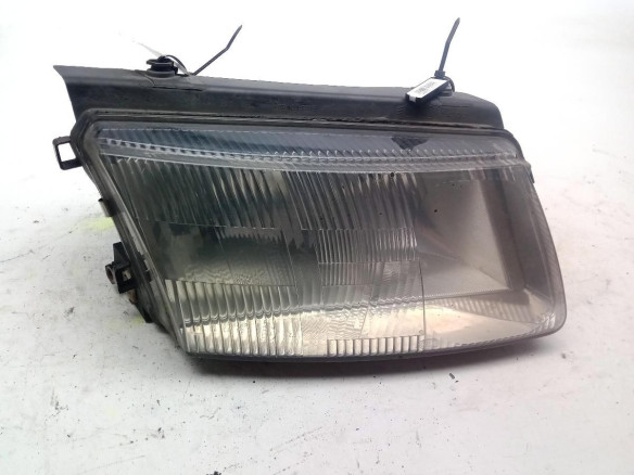 FARO DERECHO VW PASSAT (3A2, 35I)|Desguaces La Cabaña