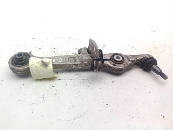 BRAZO SUSPENSION DEL DER INF ANTERIOR AUDI A4 (8E2, B6)|Desguaces La Cabaña