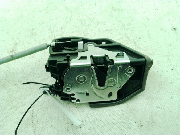 51227229460  CERRADURA PUERTA LAT TRA DER BMW 5 (F10)|Desguaces La Cabaña