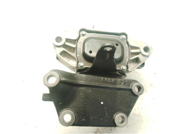 21830D3200 SOPORTE MOTOR IZQ HYUNDAI TUCSON (TL)|Desguaces La Cabaña