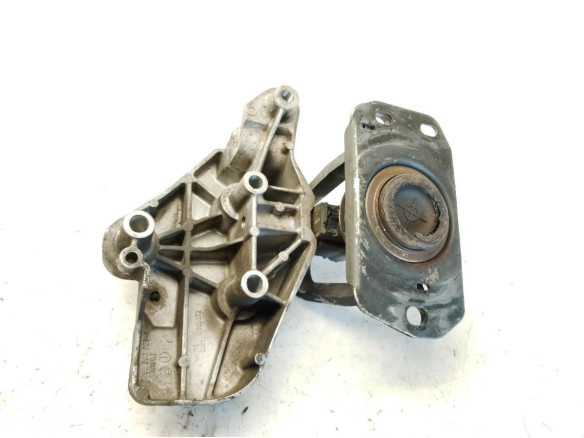 8200003828K SOPORTE MOTOR DER NISSAN PRIMASTAR Autobús (X83)|Desguaces La Cabaña