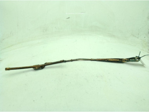 97036203 BRAZO LIMPIAPARABRISAS DEL DER PEUGEOT 3008 SUV (M_)|Desguaces La Cabaña