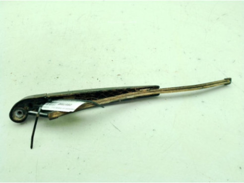 BRAZO LIMPIAPARABRISAS TRA PORTÓN BMW 1 (F40)|Desguaces La Cabaña