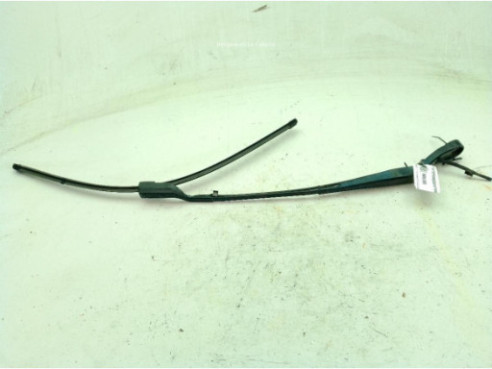 9810664880 BRAZO LIMPIAPARABRISAS DEL IZQ PEUGEOT 3008 SUV (M_)|Desguaces La Cabaña