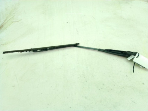 8200233724 BRAZO LIMPIAPARABRISAS TRA PORTÓN NISSAN PRIMASTAR Autobús (X83)|Desguaces La Cabaña