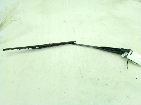 8200233724 BRAZO LIMPIAPARABRISAS TRA PORTÓN NISSAN PRIMASTAR Autobús (X83)|Desguaces La Cabaña