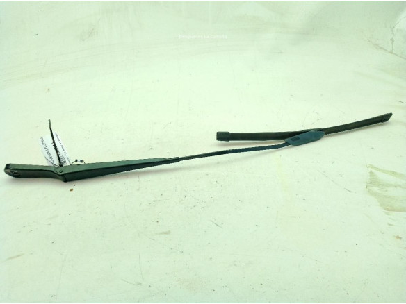 745395906 BRAZO LIMPIAPARABRISAS DEL DER BMW 1 (F40)|Desguaces La Cabaña