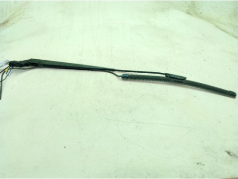 9801706480 BRAZO LIMPIAPARABRISAS DEL DER CITROEN C4 CACTUS|Desguaces La Cabaña