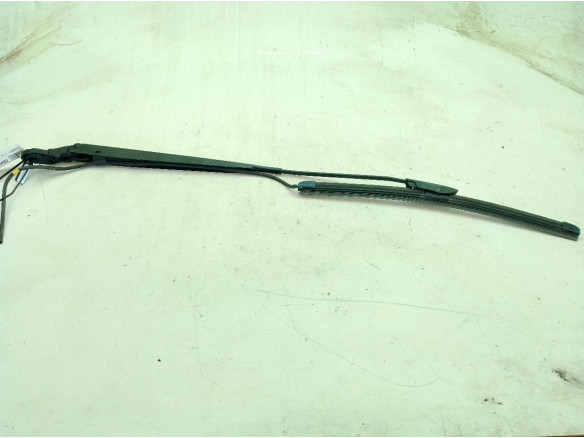 9801706480 BRAZO LIMPIAPARABRISAS DEL DER CITROEN C4 CACTUS|Desguaces La Cabaña