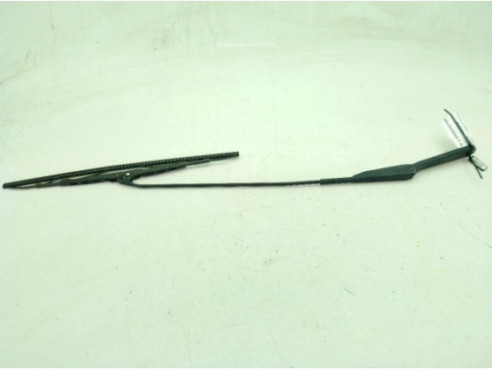 7700311584 BRAZO LIMPIAPARABRISAS DEL DER NISSAN PRIMASTAR Autobús (X83)|Desguaces La Cabaña