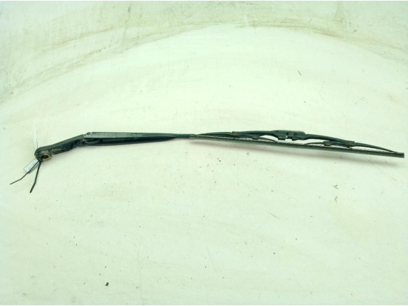 BRAZO LIMPIAPARABRISAS DEL DER NISSAN MICRA III (K12)|Desguaces La Cabaña
