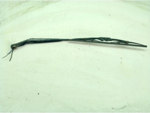 BRAZO LIMPIAPARABRISAS DEL DER NISSAN MICRA III (K12)|Desguaces La Cabaña