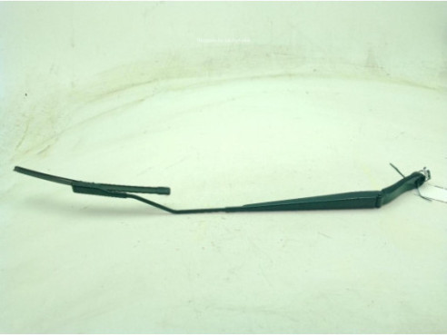 10322679 BRAZO LIMPIAPARABRISAS DEL DER MG MG ZS Todo terreno, cerrada|Desguaces La Cabaña
